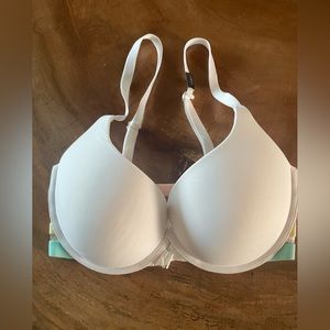 Victoria Secret front clasp white bra